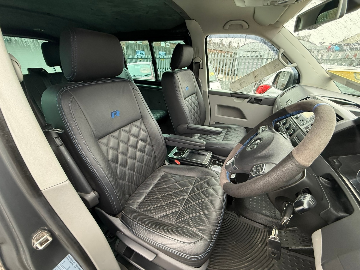 Used Volkswagen Transporter 2015 for sale - 77379274: Photo 15