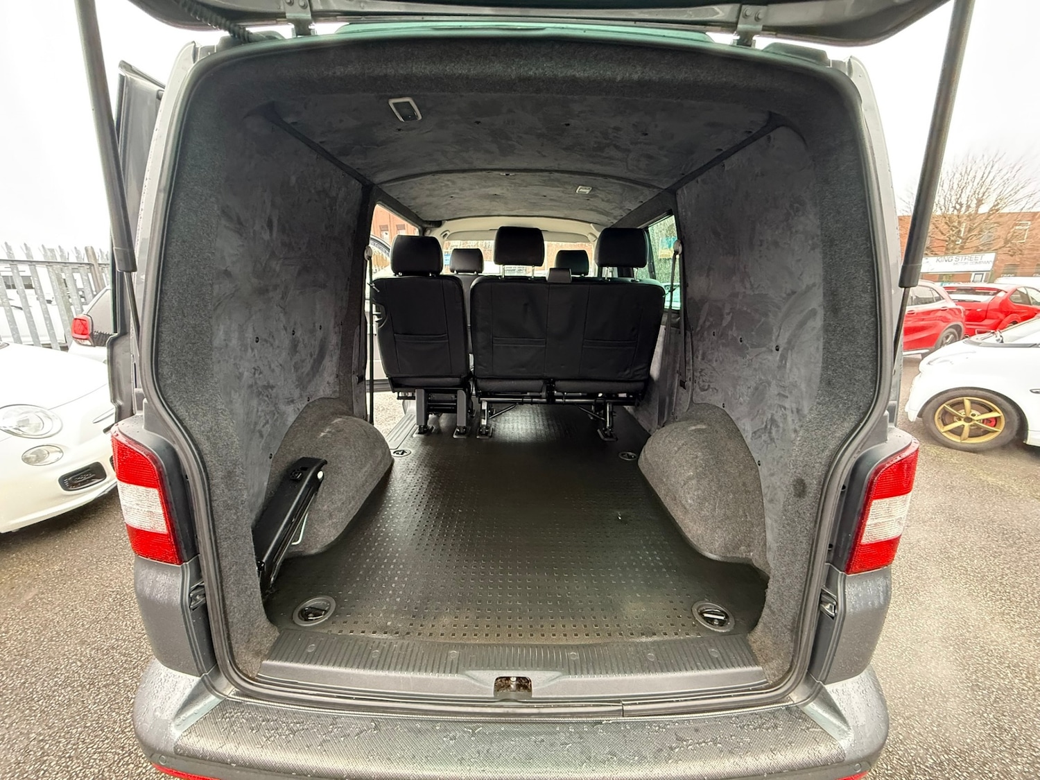 Used Volkswagen Transporter 2015 for sale - 77379274: Photo 21