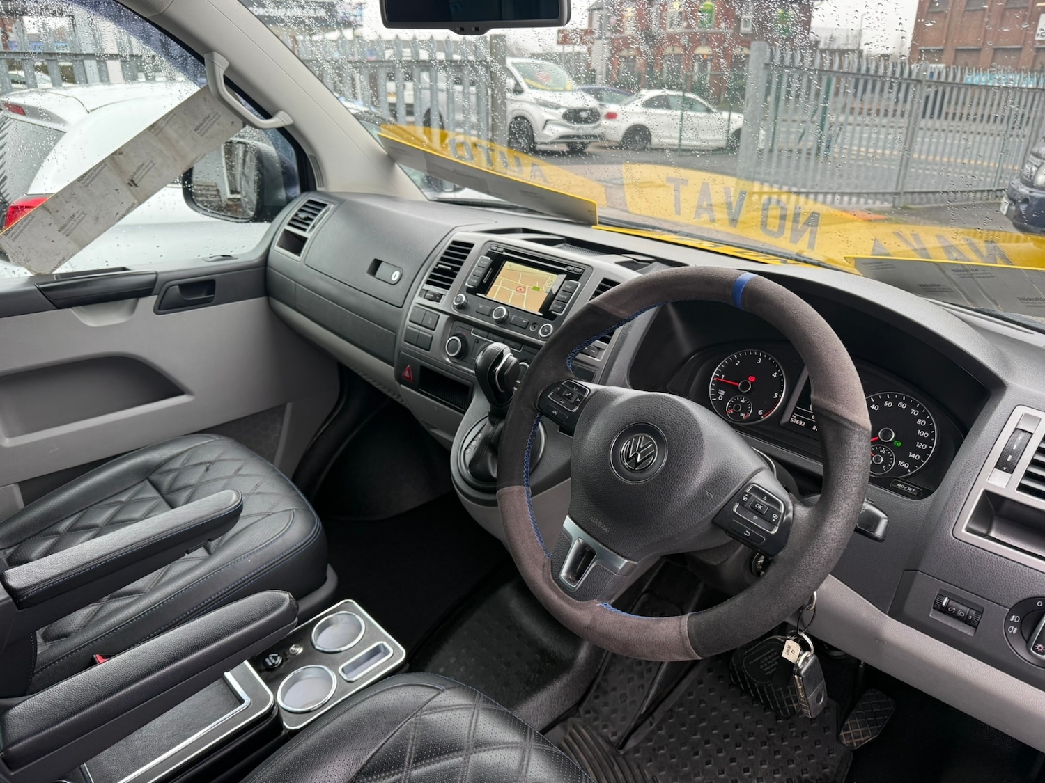 Used Volkswagen Transporter 2015 for sale - 77379274: Photo 9