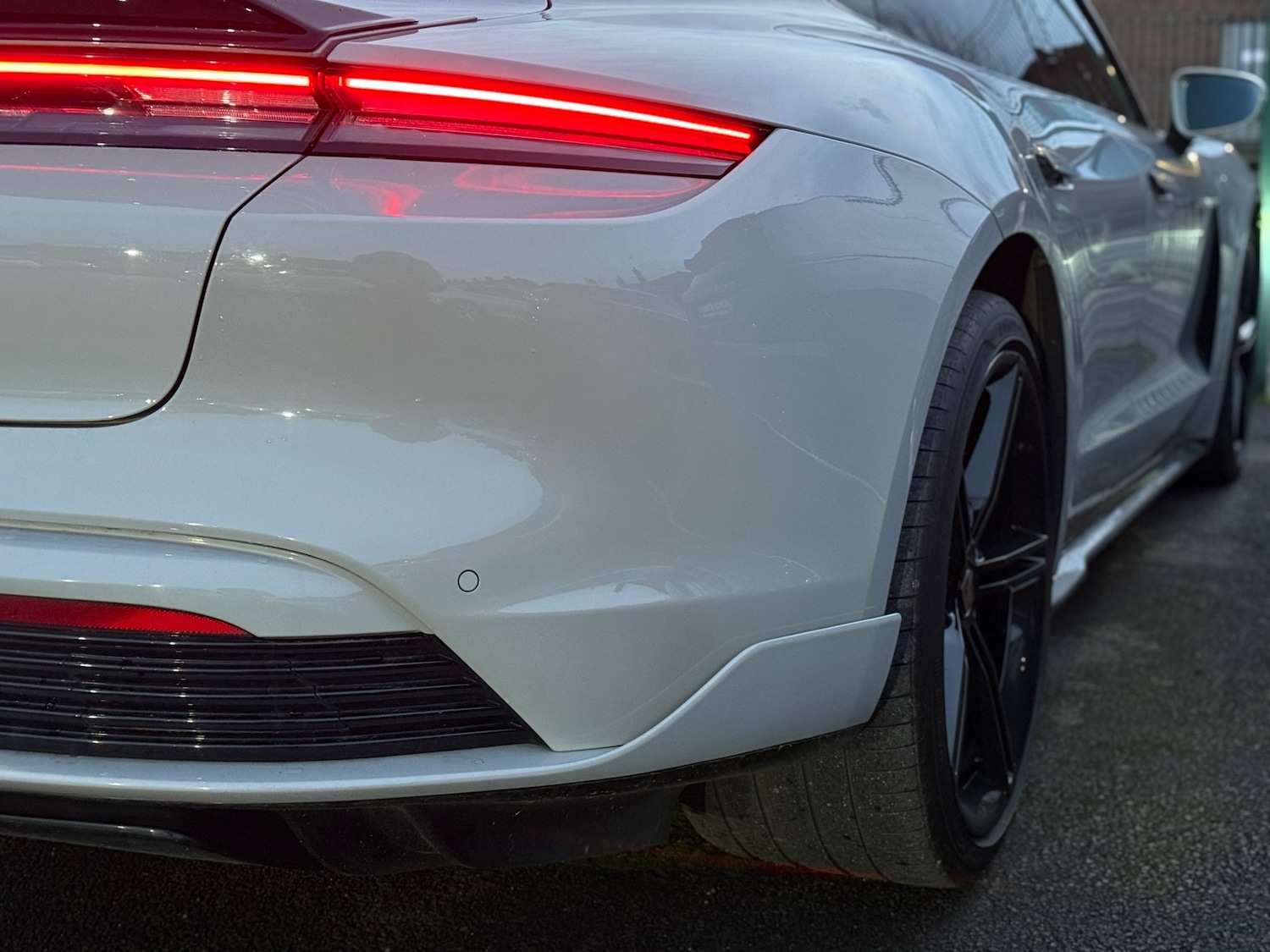 Used Porsche Taycan 2020 for sale - 77461864: Photo 36