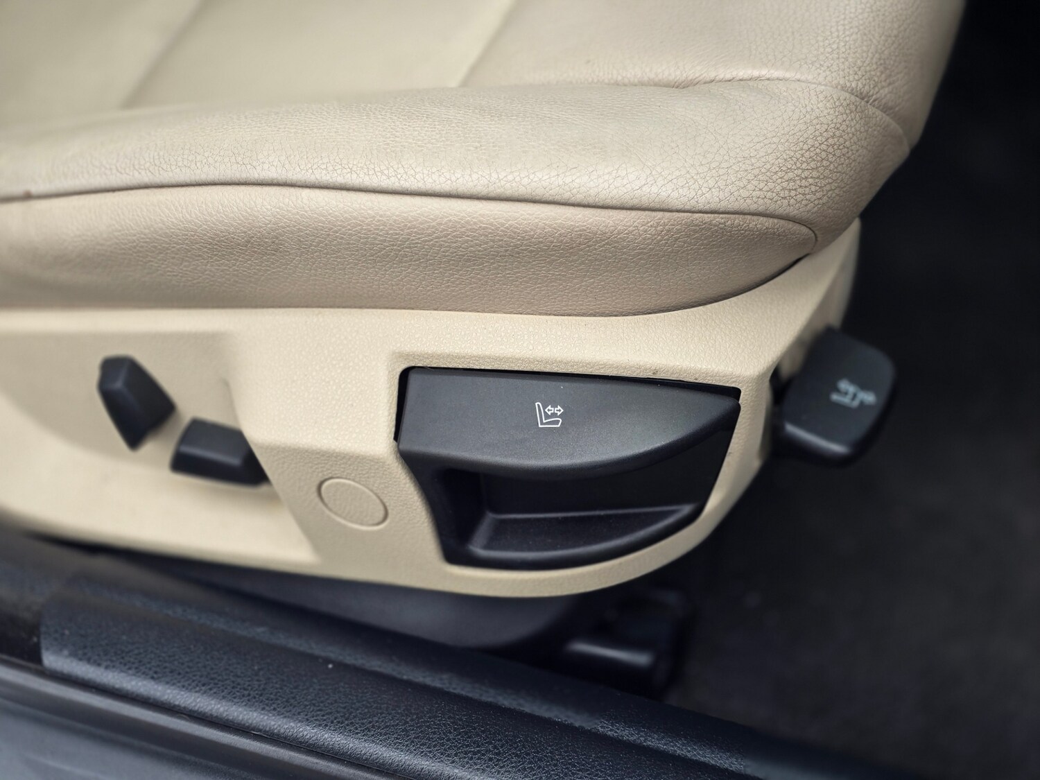 Used BMW 5 Series 2010 for sale - 77446015: Photo 20