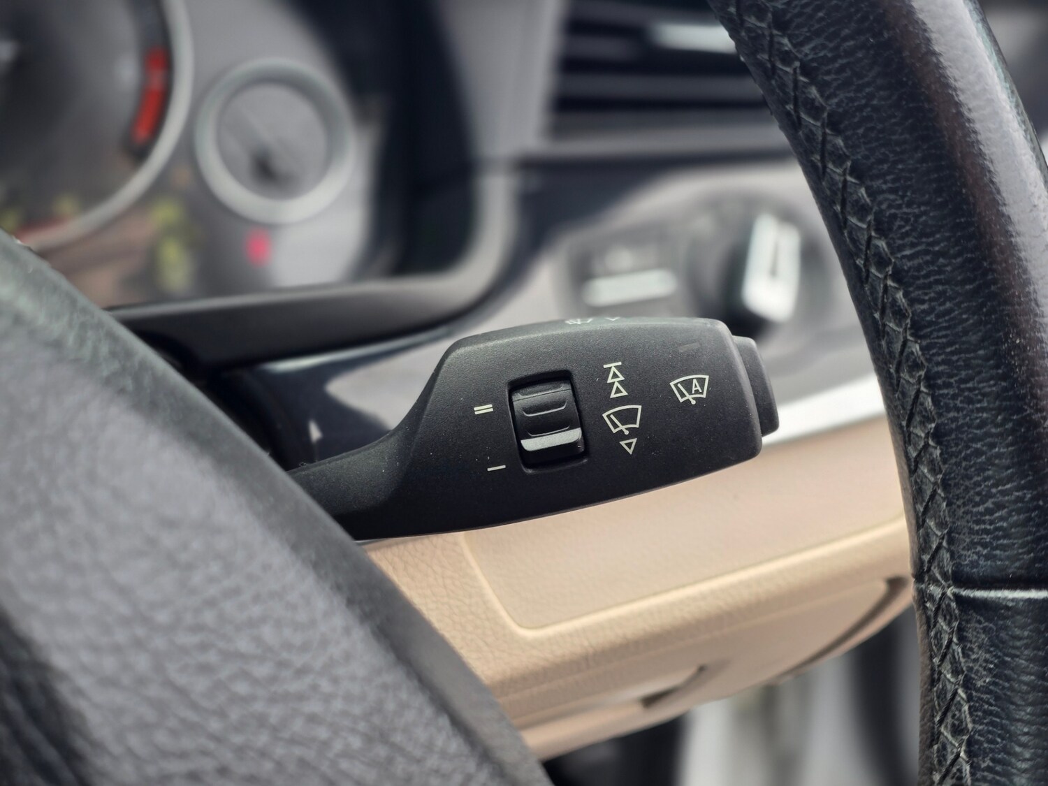 Used BMW 5 Series 2010 for sale - 77446015: Photo 23