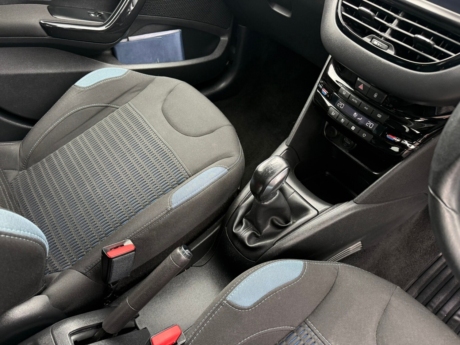 Used Peugeot 208 2015 for sale - 78105770: Photo 13