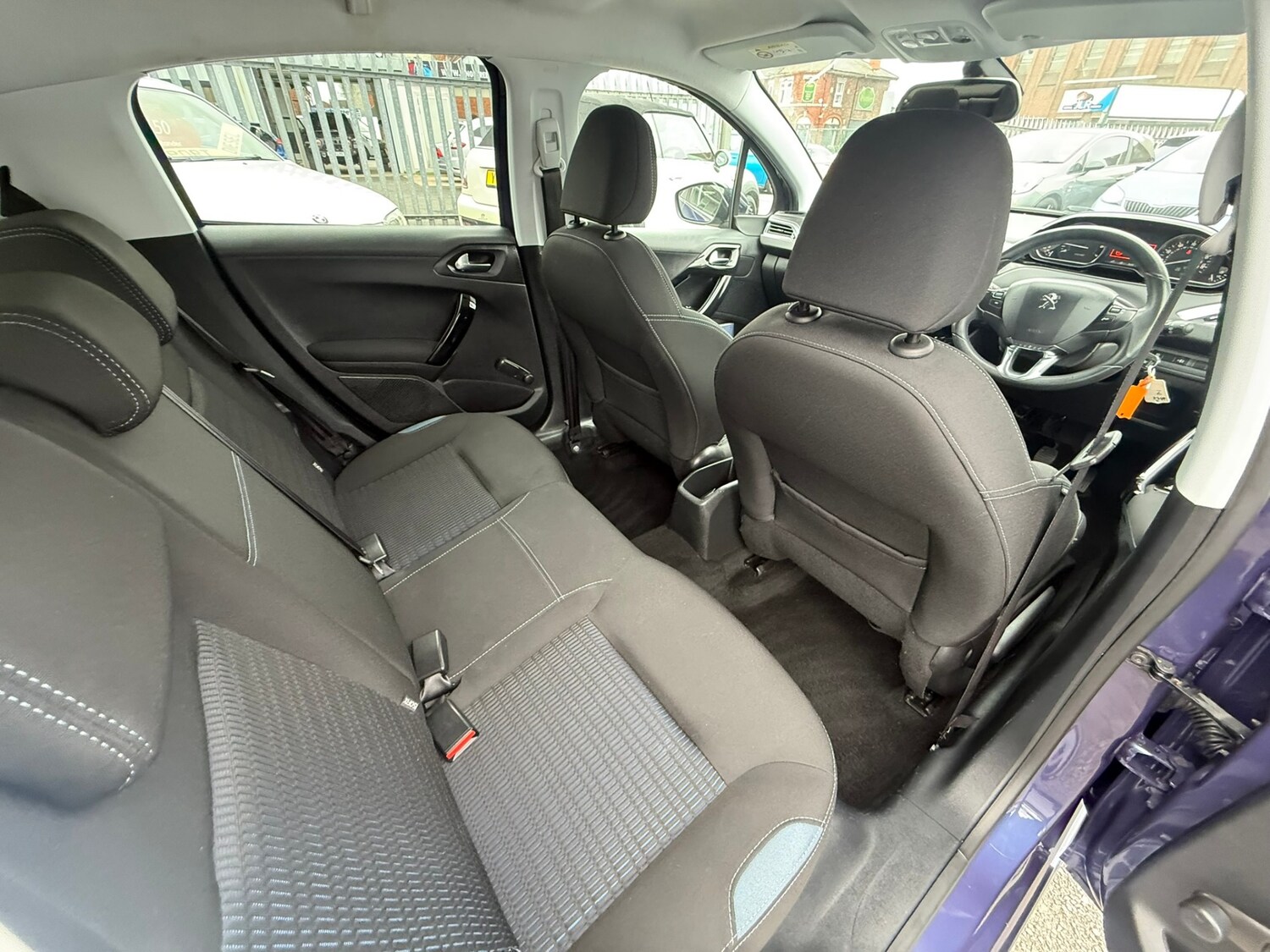 Used Peugeot 208 2015 for sale - 78105770: Photo 16