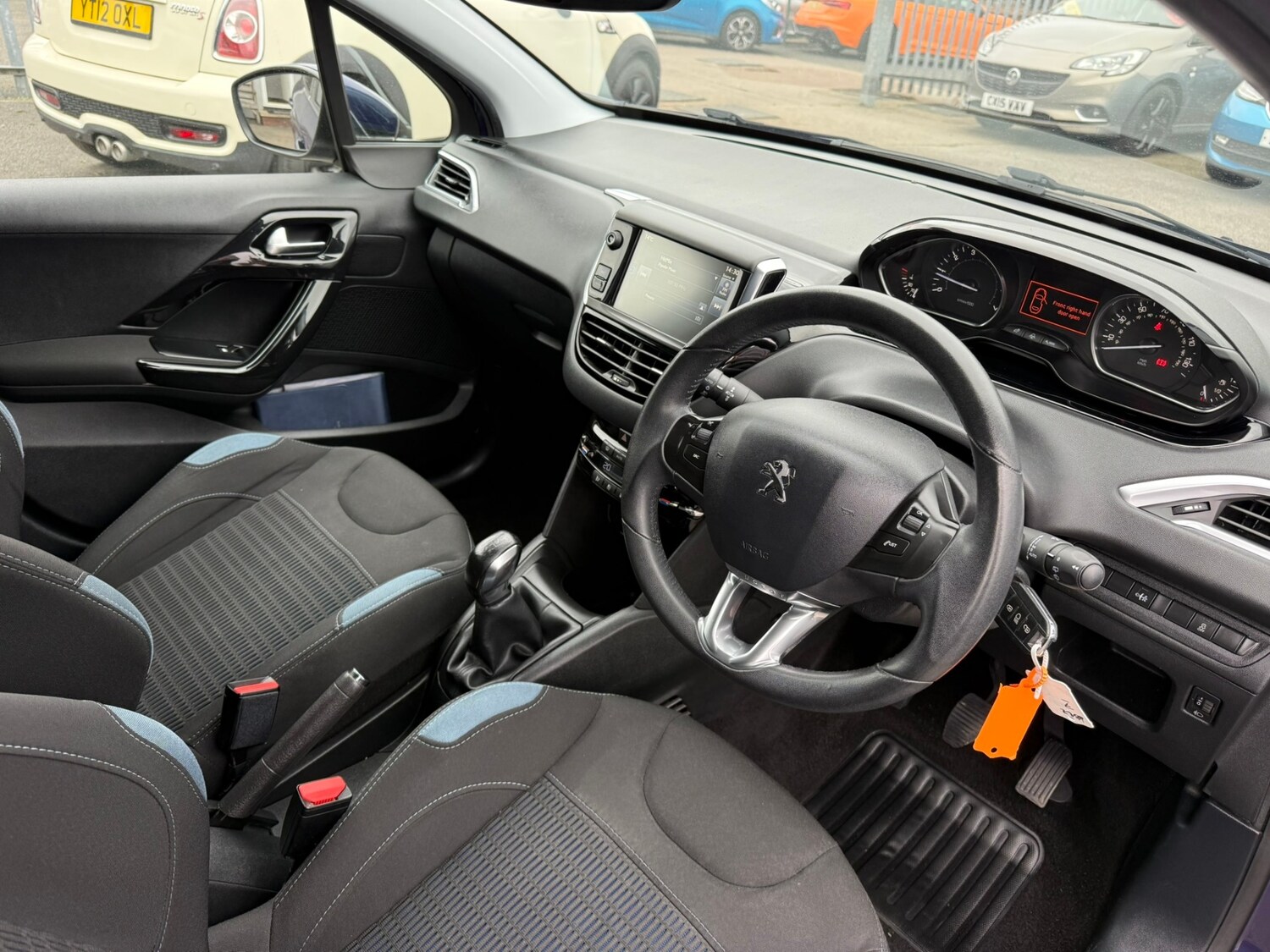 Used Peugeot 208 2015 for sale - 78105770: Photo 9