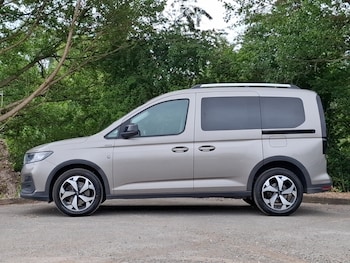 Used Ford Tourneo Connect 2023 for sale - 78767006: Photo