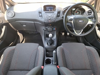 Used Ford Fiesta 2016 for sale - 78998420: Photo