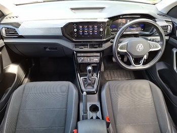Used Volkswagen T-Cross 2024 for sale - 79069923: Photo