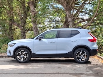 Used Volvo XC40 2023 for sale - 79501452: Photo