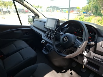 Used Renault Trafic 2024 for sale - 79356342: Photo