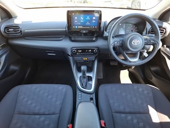 Used Toyota Yaris 2025 for sale - 78440748: Photo
