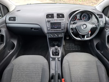 Used Volkswagen Polo 2015 for sale - 78706809: Photo