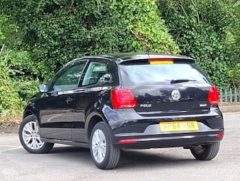 Used Volkswagen Polo 2015 for sale - 78706809: Photo