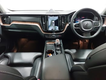 Used Volvo XC60 2023 for sale - 78770937: Photo