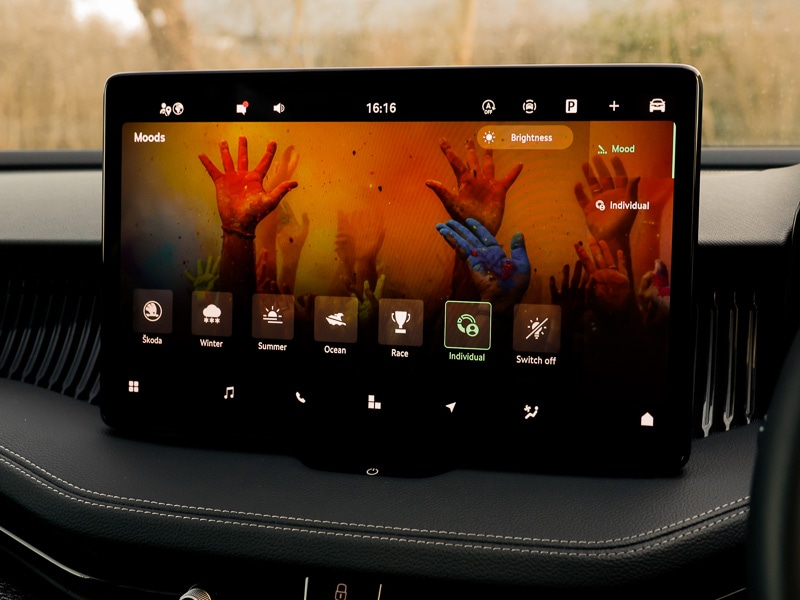 Used Skoda Superb 2024 for sale - 77697753: Photo 18