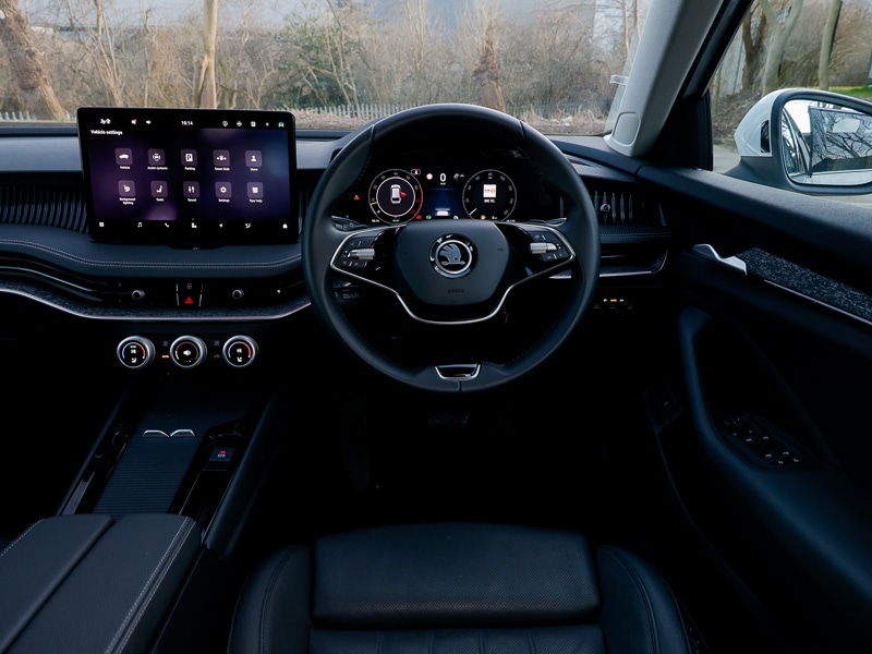 Used Skoda Superb 2024 for sale - 77697753: Photo 7