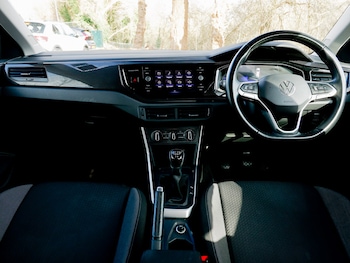 Used Volkswagen Taigo 2023 for sale - 77847117: Photo