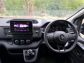 Used Renault Trafic 2024 for sale - 78238337: Photo