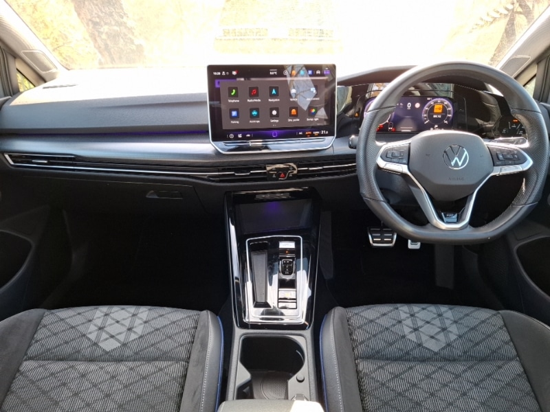 Used Volkswagen Golf 2024 for sale - 77873859: Photo 2