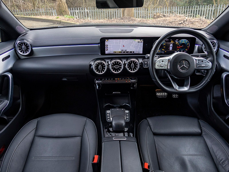 Used Mercedes-Benz CLA 2022 for sale - 77697736: Photo 2