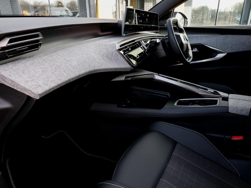 Used Peugeot 3008 2025 for sale - 77702108: Photo 5