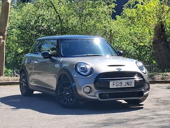 Used MINI Hatch 2019 for sale - 78369158: Photo