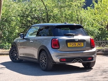 Used MINI Hatch 2019 for sale - 78369158: Photo
