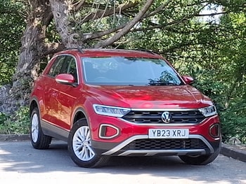 Used Volkswagen T-Roc 2023 for sale - 79406968: Photo