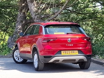 Used Volkswagen T-Roc 2023 for sale - 79406968: Photo