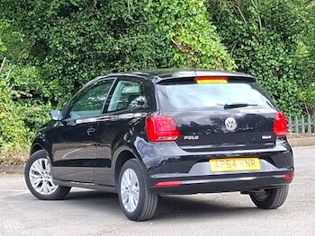 Used Volkswagen Polo 2015 for sale - 78647642: Photo