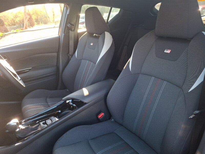 Used Toyota C-HR 2023 for sale - 77938976: Photo 6