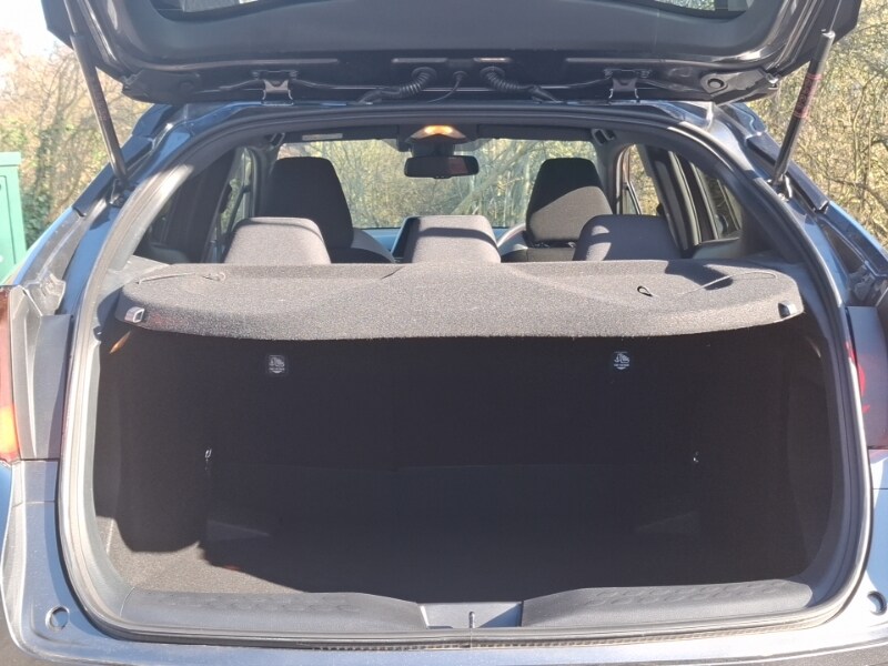 Used Toyota C-HR 2023 for sale - 77938976: Photo 8