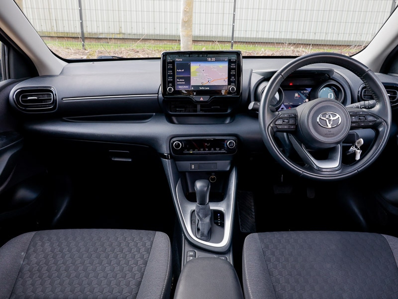 Used Toyota Yaris 2023 for sale - 78178672: Photo 2