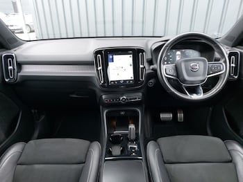 Used Volvo XC40 2019 for sale - 79536838: Photo