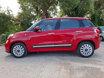 Used Fiat 500L 2016 for sale - 79343264: Photo