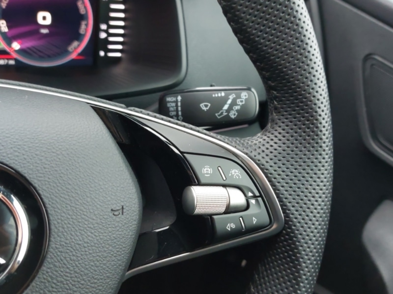 Used Skoda Karoq 2024 for sale - 77697730: Photo 19