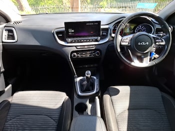 Used Kia Ceed 2023 for sale - 78333560: Photo