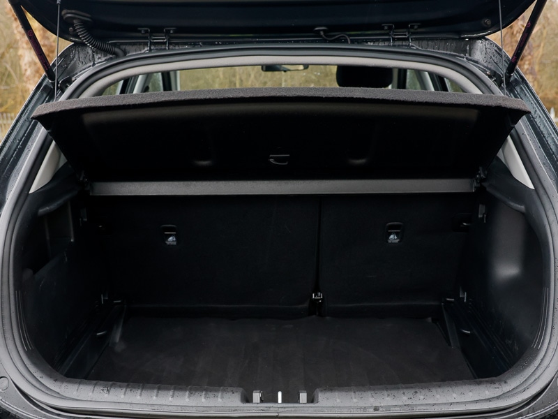 Used Kia Stonic 2022 for sale - 77697752: Photo 8