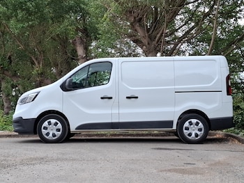 Used Renault Trafic 2024 for sale - 79447424: Photo