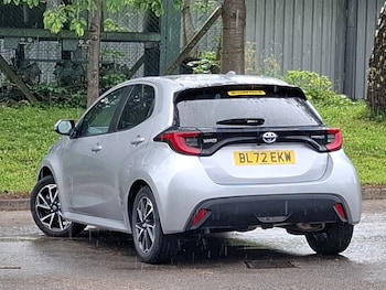 Used Toyota Yaris 2023 for sale - 78865615: Photo