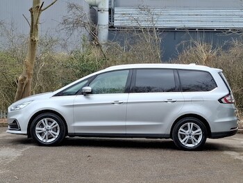 Used Ford Galaxy 2022 for sale - 77932996: Photo