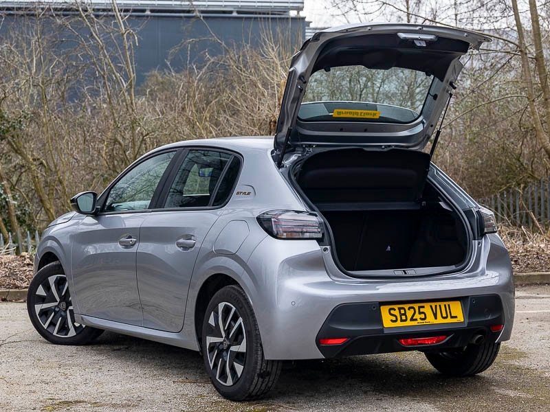 Used Peugeot 208 2025 for sale - 77697767: Photo 8