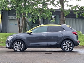Used Kia Stonic 2018 for sale - 78889812: Photo