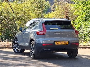 Used Volvo XC40 2025 for sale - 79852955: Photo