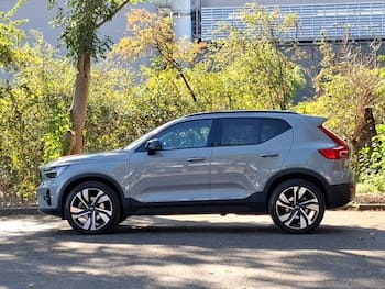 Used Volvo XC40 2025 for sale - 79852955: Photo