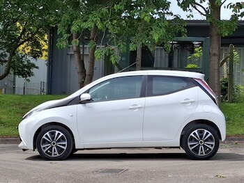 Used Toyota AYGO 2015 for sale - 78861007: Photo