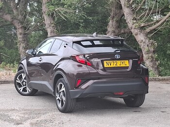 Used Toyota C-HR 2023 for sale - 78900752: Photo