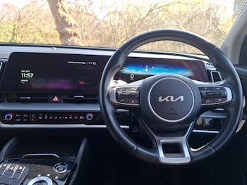 Used Kia Sportage 2022 for sale - 77933020: Photo