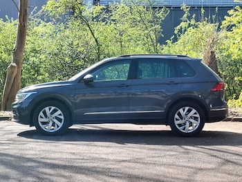 Used Volkswagen Tiguan 2021 for sale - 78225022: Photo