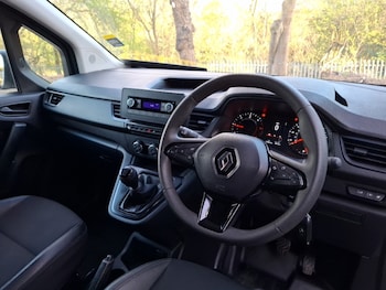 Used Renault Kangoo 2024 for sale - 78580676: Photo
